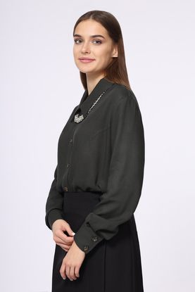 Блузка женская С манжетами модель 151/4 цвет: изумруд