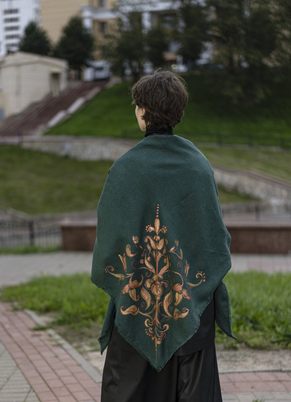 Косынка женская большая "Лен с росписью" модель 924