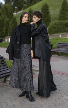 Юбка женская "С подрезом" модель 532п цвет елочка на черном