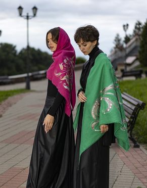 Косынка женская большая "Лен с росписью" модель 924